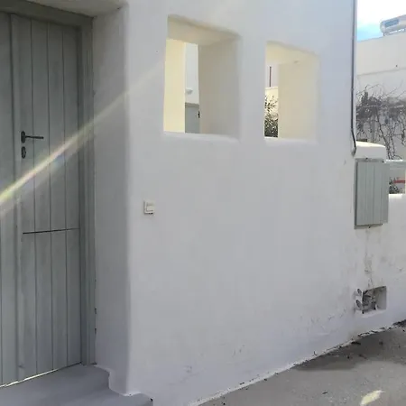Emelias House Sea Side Holiday home *
